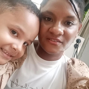 Maria Camila, Familia en Medellín