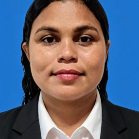 Yoselin, Babysitter in Malambo
