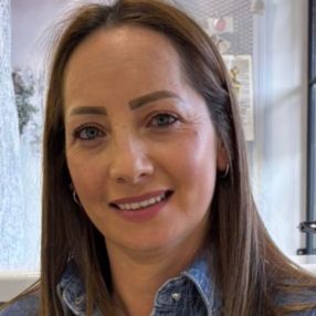 Sharen nicoll, Niñera en Bogotá