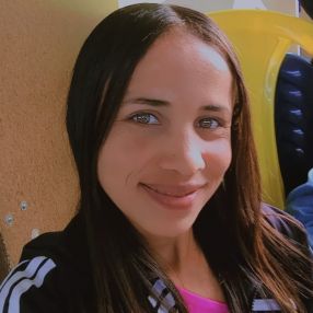 Nairen, Niñera en Ciénaga