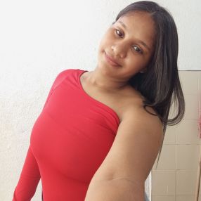 Mariana, Niñera en La Ceja