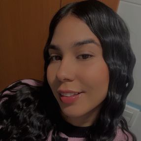 Dayana Alejandra, Niñera en Valencia