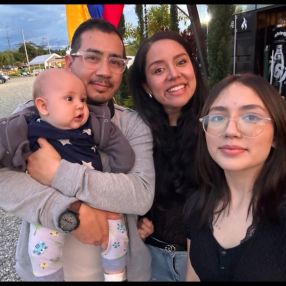 ALEJANDRA, Familia en Armenia