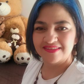 Marilú, Babysitter in Bello
