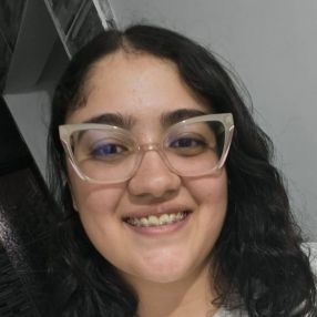 Geraldine, Niñera en Medellín