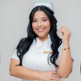 Lauris, Niñera en Maicao