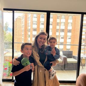 Viviana, Familia en Bogotá