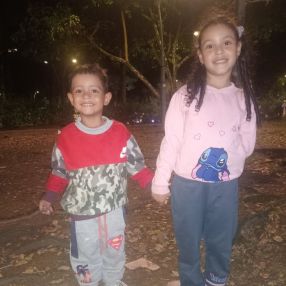 Ambar, Familia en Cali