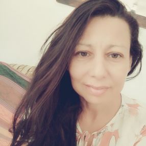Jenny, Niñera en Montería