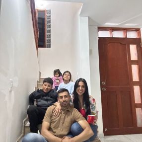 Iris, Familia en Chía