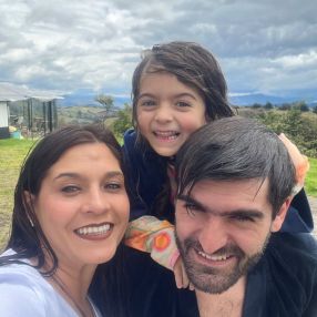 Karen, Familia en Bogotá