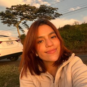 CATALINA, Niñera en Cali