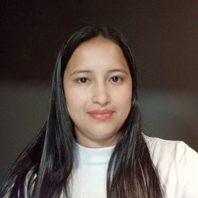 Jeimy Stella, Niñera en Espana