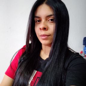 Anyuri, Niñera en Zipaquirá