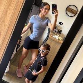 Aitana, Family in Medellín