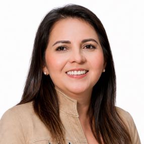 Paola, Niñera en Sabaneta