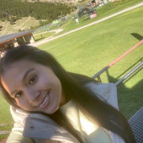 Laura valentina, Niñera en Barcelona