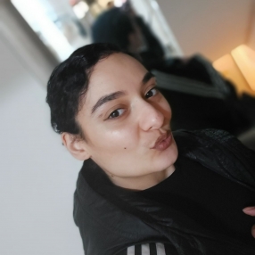 Melissa, Babysitter in Neu-Isenburg