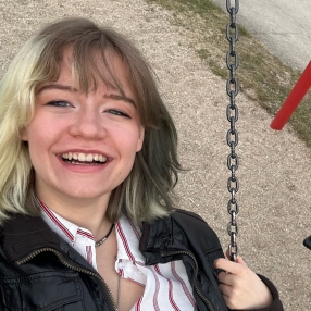 Alia, Babysitter in Wildau