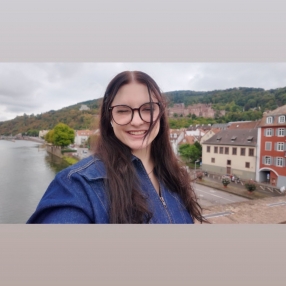 Vivien, Babysitter in Riedstadt
