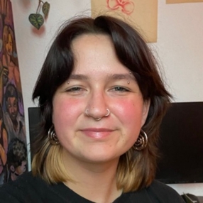 Lucia, Babysitter in Marburg