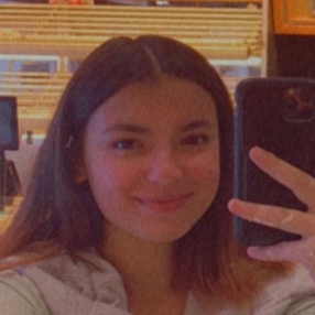 Iustina, Babysitter in Neuss