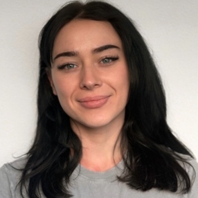Nedina, Babysitter in Langen