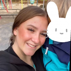 Caja, Babysitter in Lüneburg