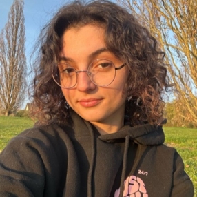 Emilia, Babysitter in Würzburg