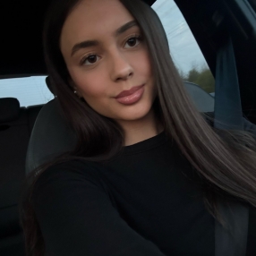 Meryem, Babysitter in Pfungstadt