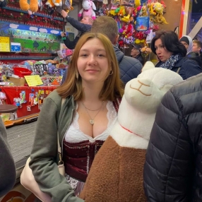 Leila, Babysitter in Neusäß