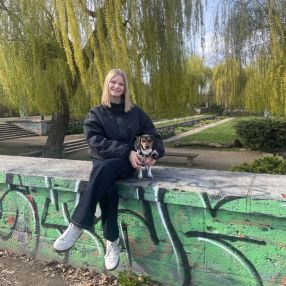 Nelly, Babysitter in Ilmenau