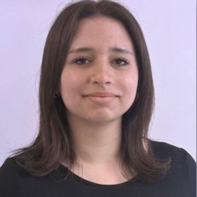Nisa, Babysitter in Schwäbisch Gmünd