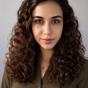 Parvaneh, Babysitter in Düsseldorf