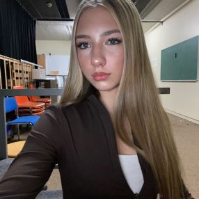 Leyni, Babysitter in Kelkheim (Taunus)