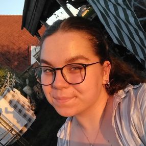 Dana, Babysitter in Porta Westfalica