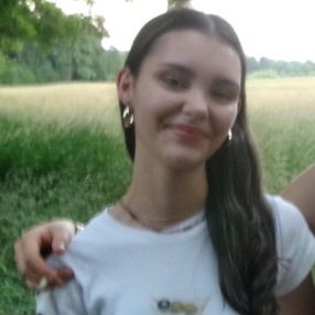Zoe, Babysitter in Neustrelitz