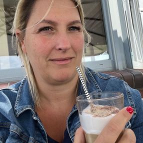 Katrin, Babysitter in Duisburg