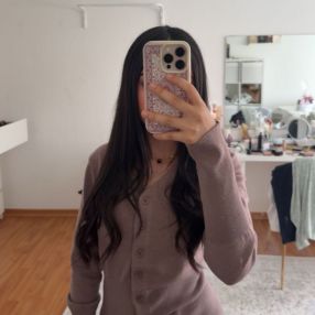Kimia, Babysitter in Wesseling