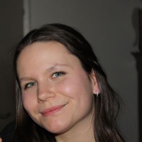 Laura, Babysitter in Herzogenrath