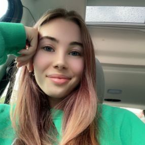 Danara, Babysitter in Hamburg