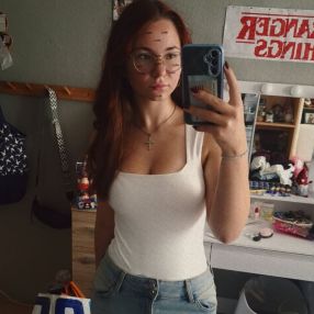 Laura, Babysitter in Greiz