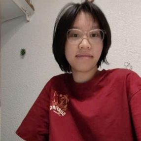Delphy Nguyen, Babysitter in Krefeld