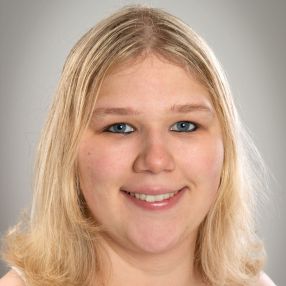 Nadin, Babysitter in Naumburg (Saale)