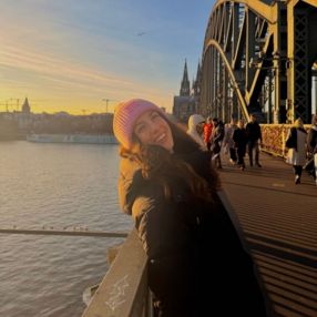 Olga, Babysitter in Bonn