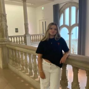 Lea, Babysitter in Gronau (Westfalen)