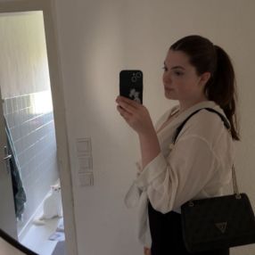 Emilia, Babysitter in Unna