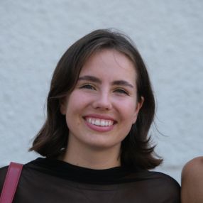 Anma, Babysitter in Ismaning