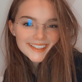 Laura, Babysitter in Voerde (Niederrhein)