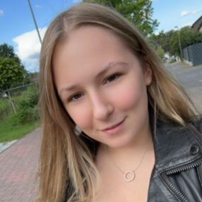 Xandra, Babysitter in Langenfeld (Rheinland)